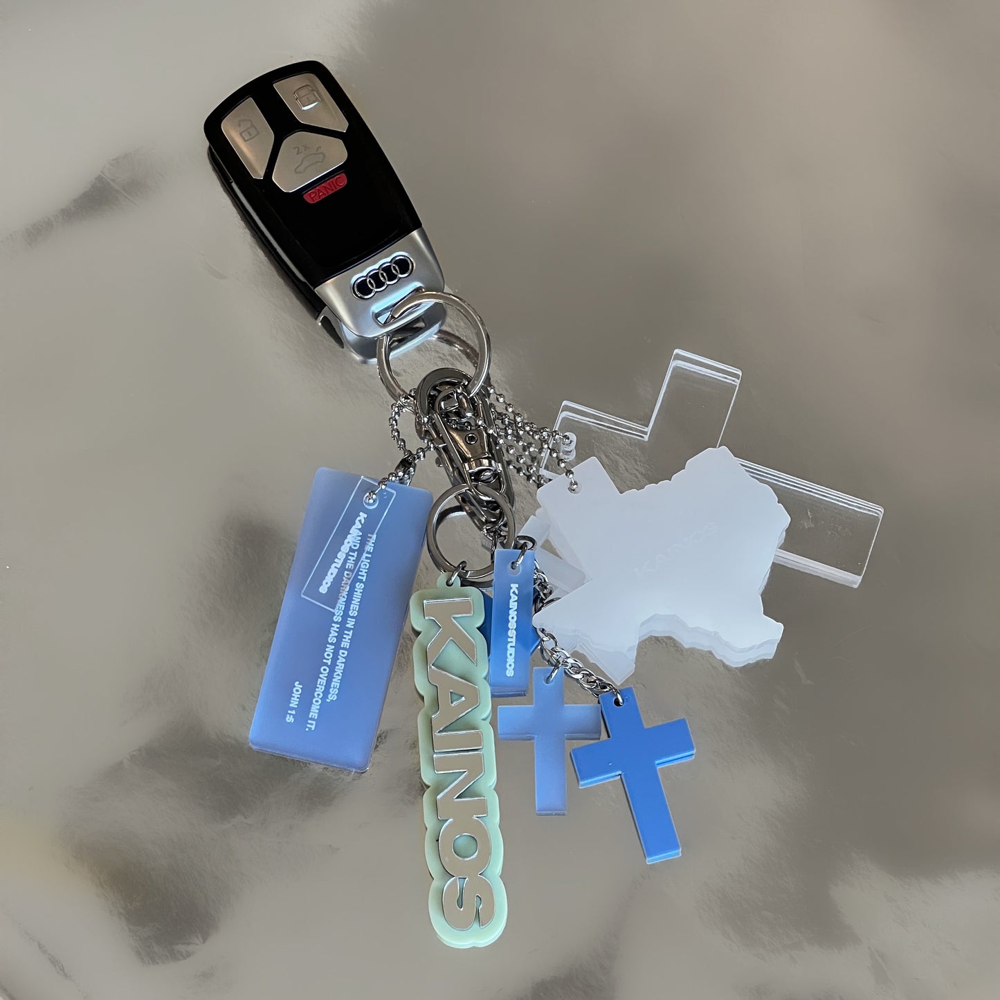 JOHN 1:5 KEYCHAIN