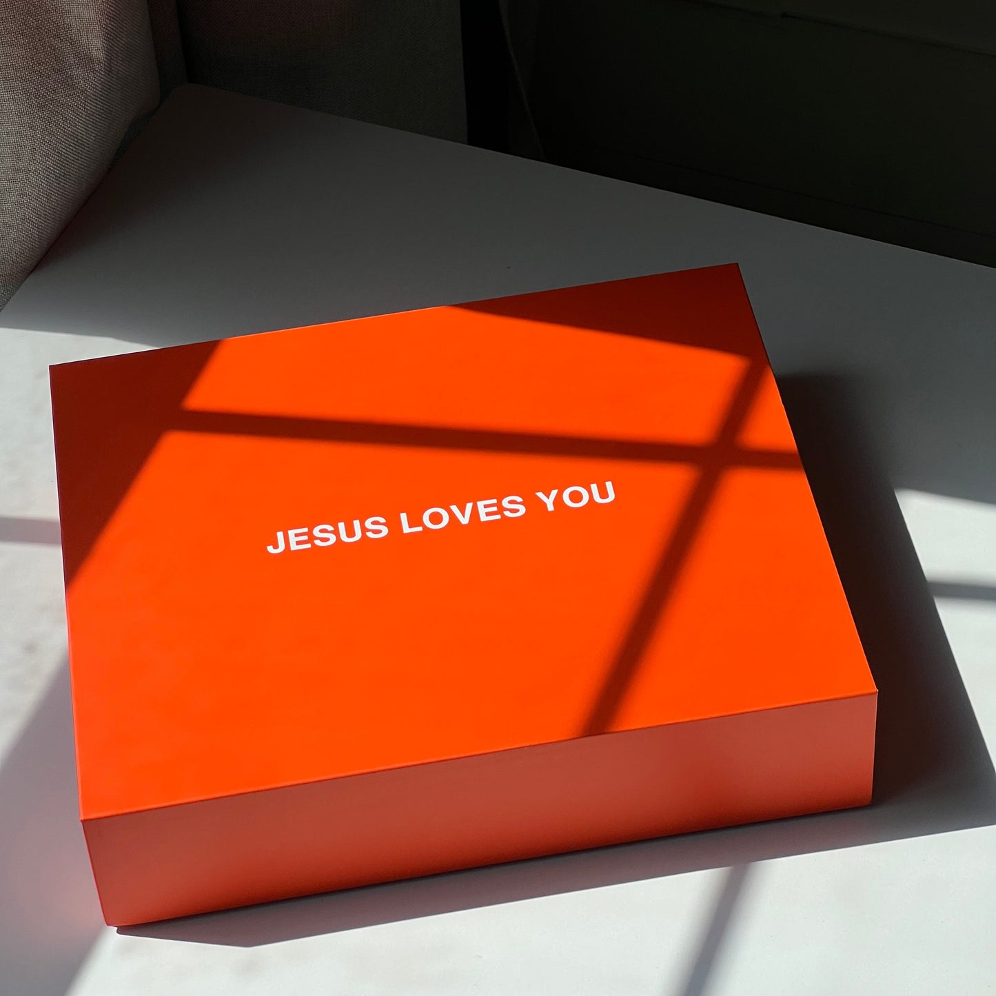 Redeemed Kainos Studios “Jesus Loves You” Gift Box